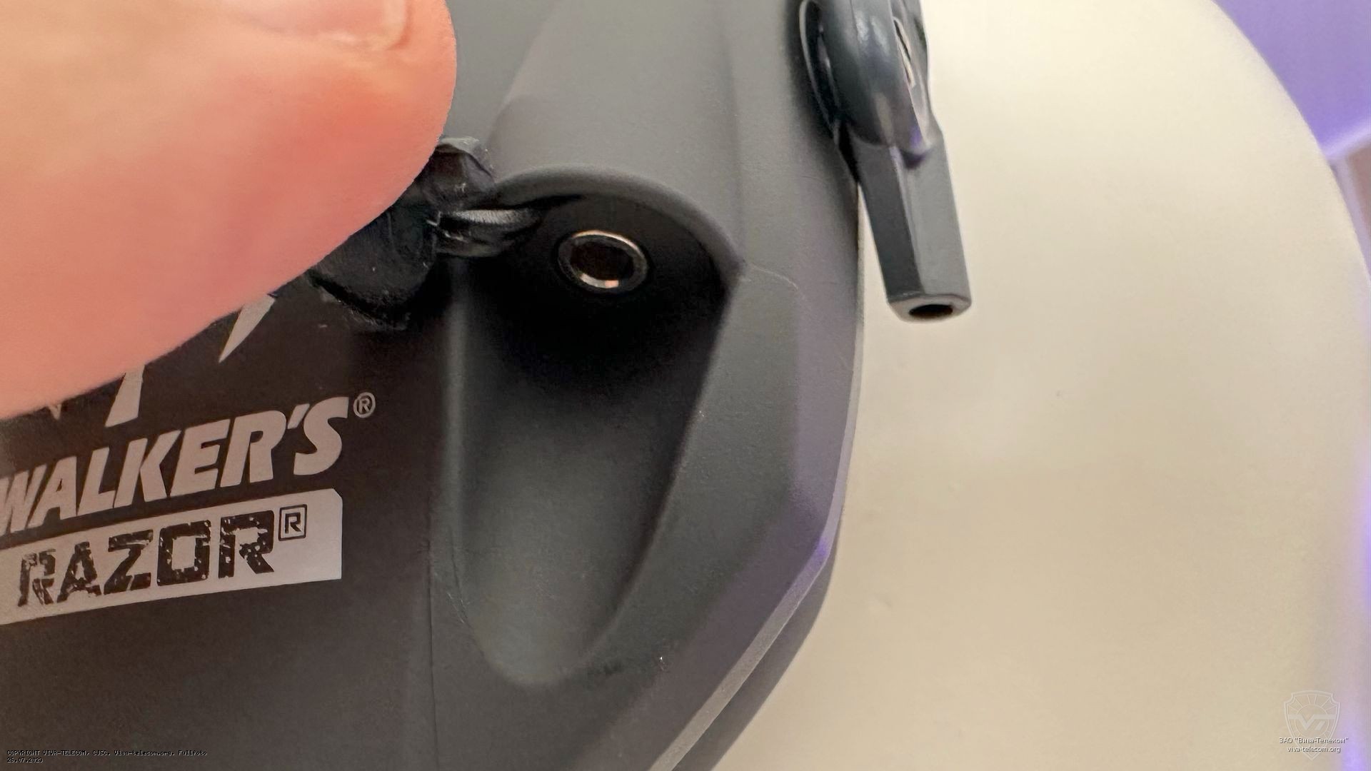 ���� 3.5 �� ��������� Walkers Razor Slim Tacti Grip