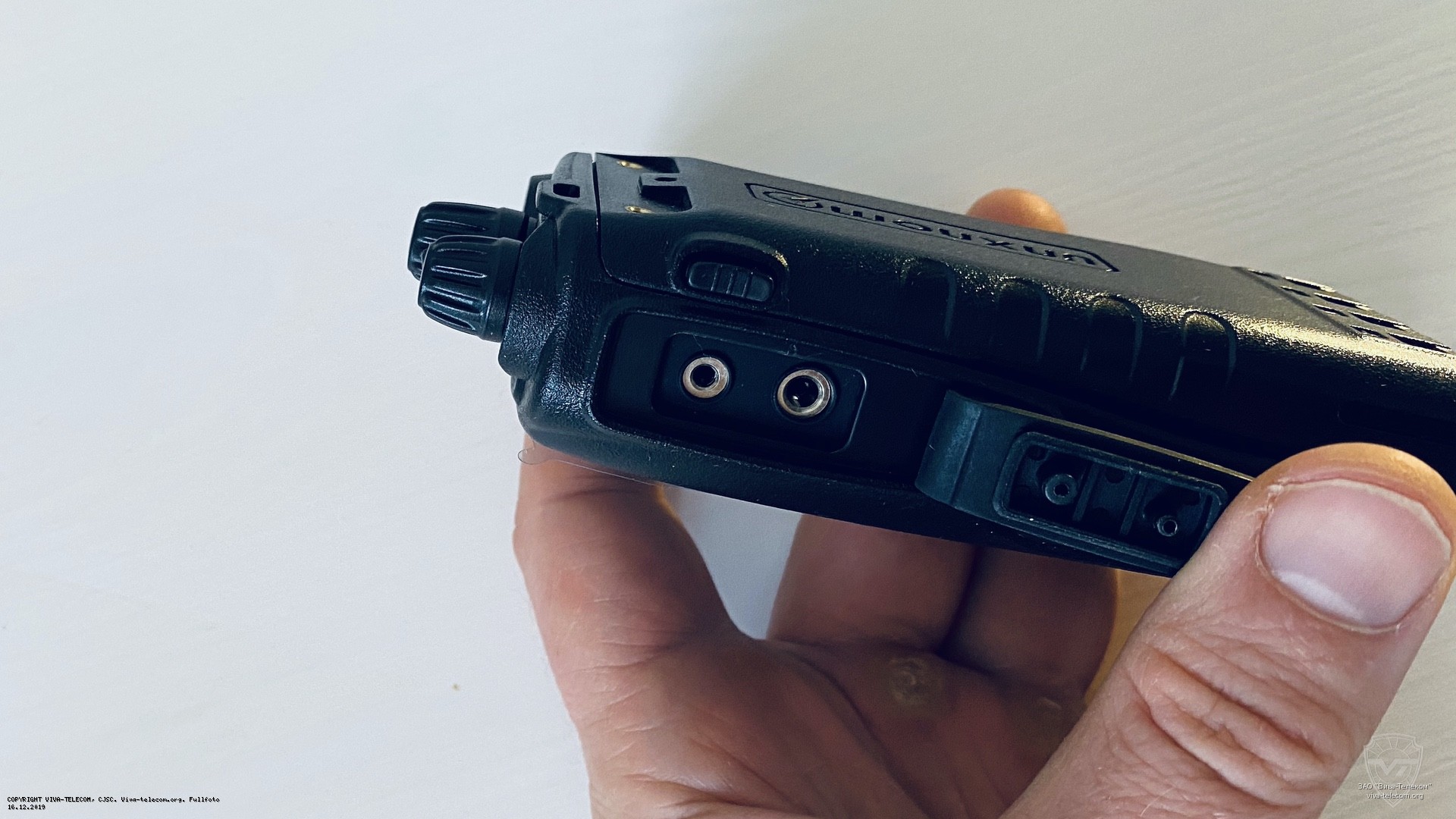 Аксессуарный разъем радиостанции Wouxun KG-UV9D Plus. Wouxun KG-UV9D Plus Аксессуарный разъем радиостанции Wouxun KG-UV9D Plus