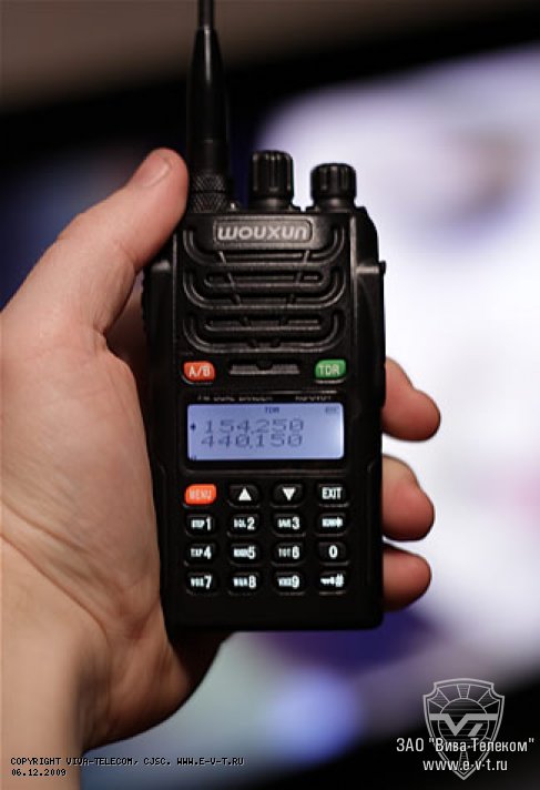 ������������ �� 2 � 0,7 ����� - Wouxun KG-UVD1