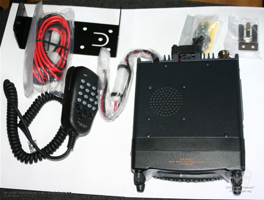 ������������ Yaesu FT-8800R. �������� ��������