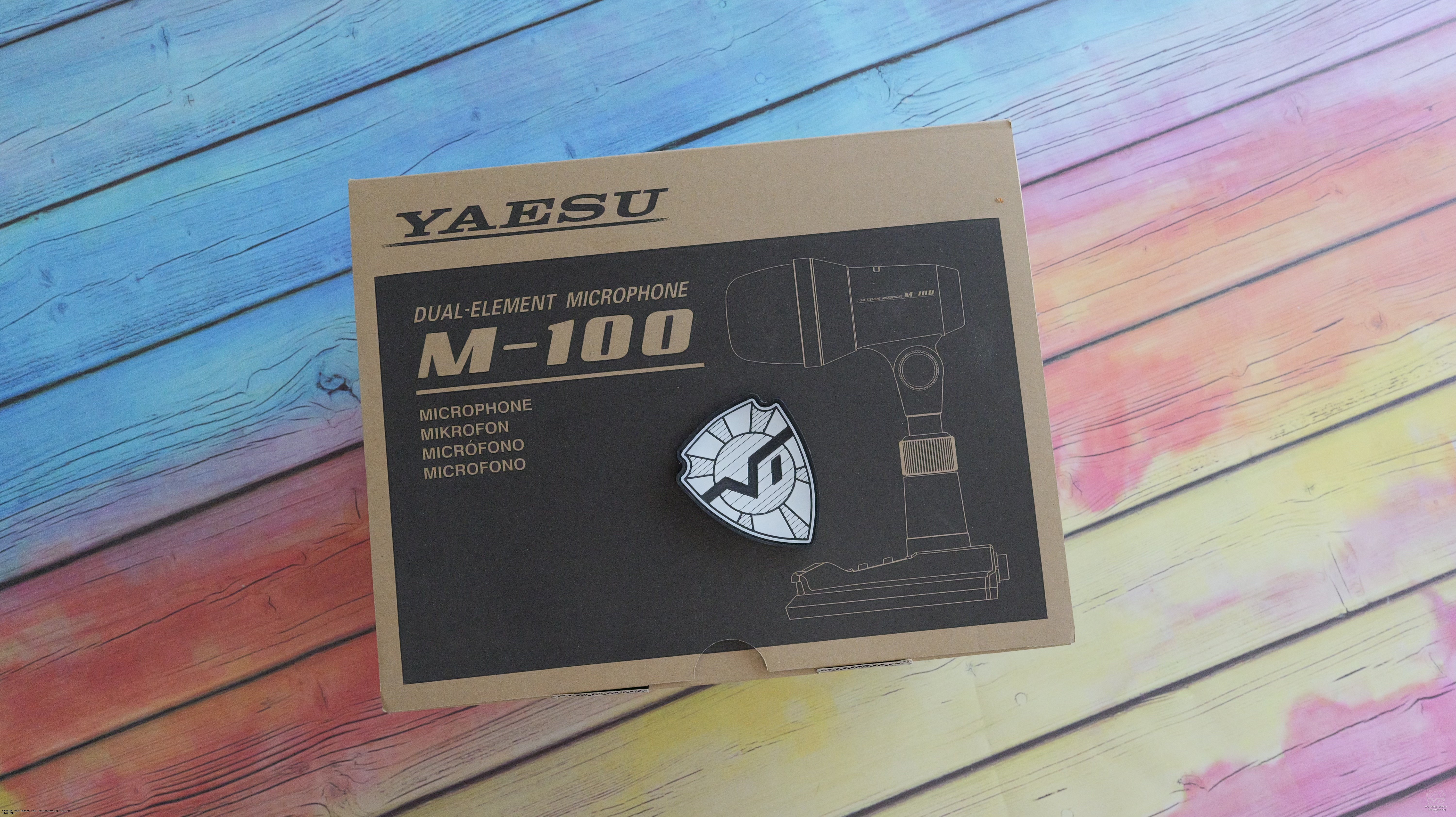 �������� ��������� Yaesu M-100