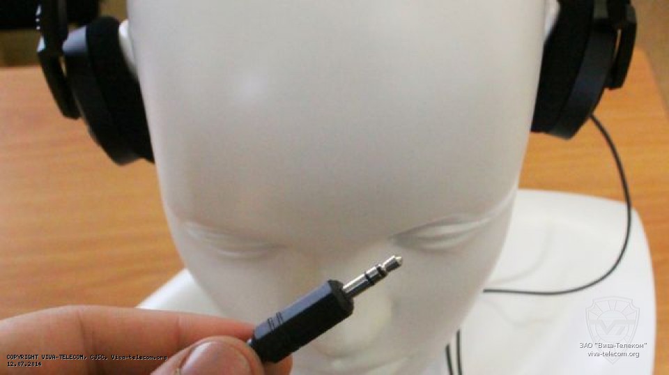 Разъем для подключения к трансиверу. Yaesu YH-77 STA Разъем для подключения к трансиверу