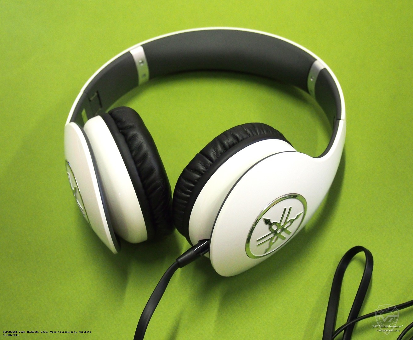 ��������� ������������ ��������� Yamaha HPH-PRO400