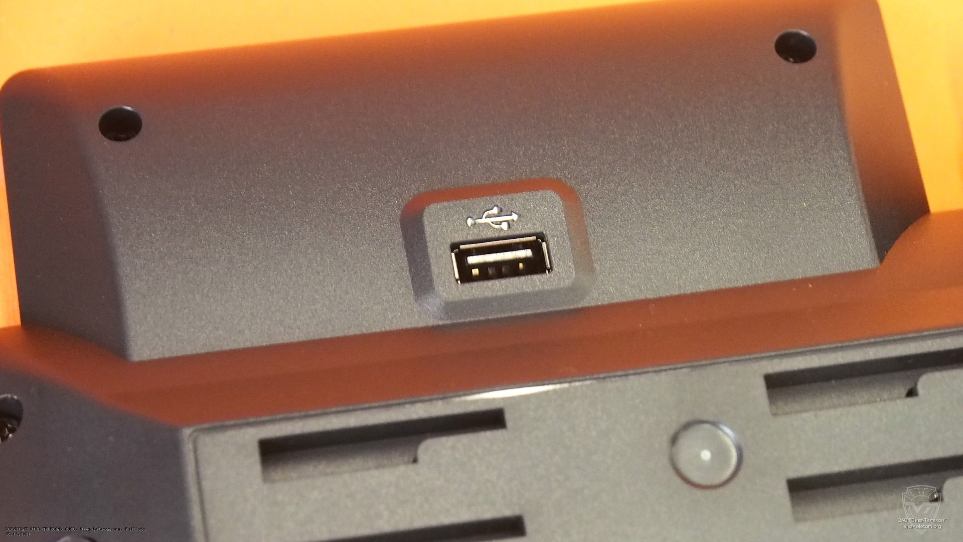 USB-���� � ������� ����� �������