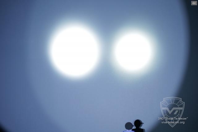 �������� ����� ������� Armytek Barracuda Pro Max (�����) � Fenix HT-18R (������)