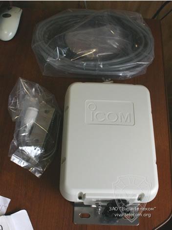 ����� ��-��������� Icom AH-4