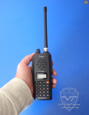 Icom IC-V82