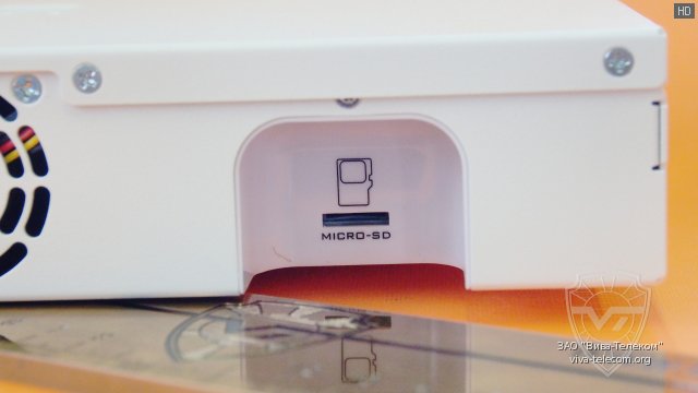 Micro-SD слот для установки карты в маршрутизатор Mikrotik CCR1009-7G-1C-1S+