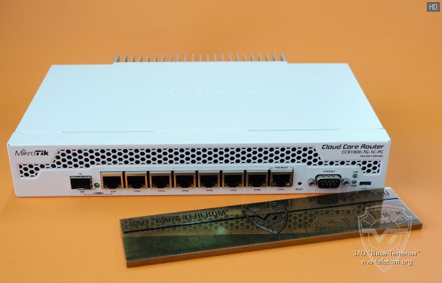    MikroTik CCR1009-7G-1C-PC,  
