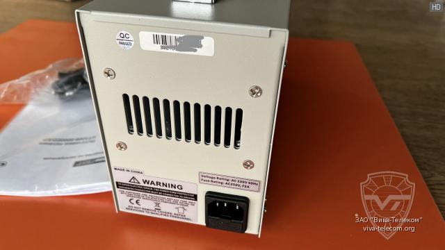 Вид блока питания UnionTest UT6005ED сзади Вид блока питания UnionTest UT6005ED сзади